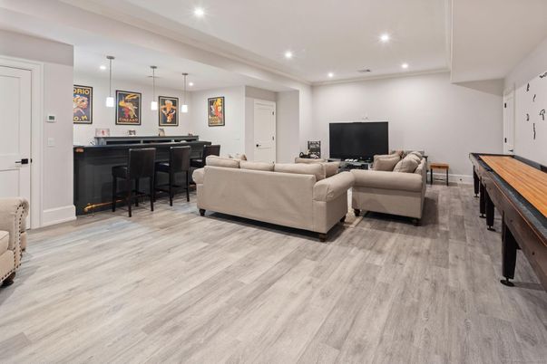 Billiard Table, Game Room, Interior, Living room, Pendant Lights, Recessed Lighting, Wood Texture Flooring
