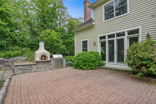 Exterior, Fireplace
