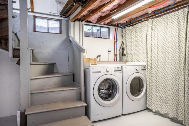 Interior, Washer
