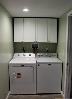 Interior, Recessed Lighting, Utility Closets, Washer, Wood Texture Flooring