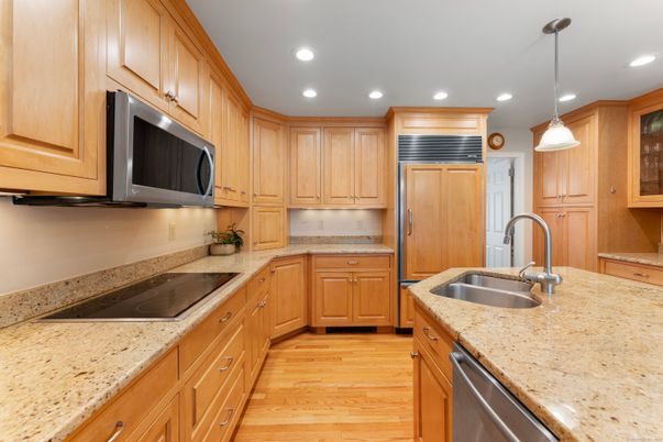 Interior, Kitchen, Pendant Lights, Recessed Lighting, Wood Texture Flooring
