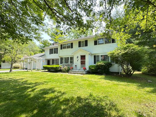 Backyard, Exterior, Facade, Georgian