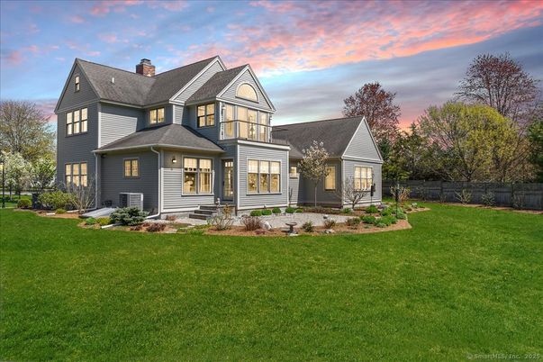 Backyard, Exterior, Facade, Queen Anne Victorian