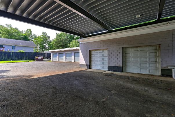 Detached Garage, Exterior
