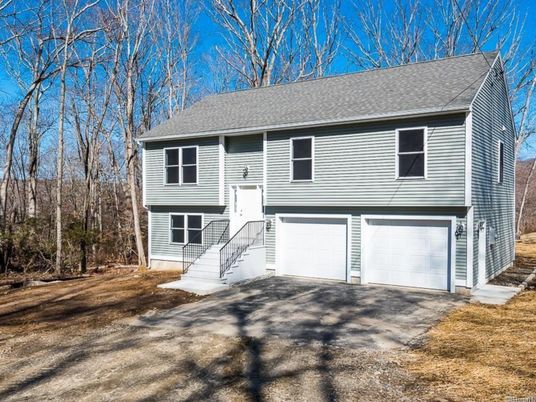 Attached, Exterior, Facade, Raised Ranch