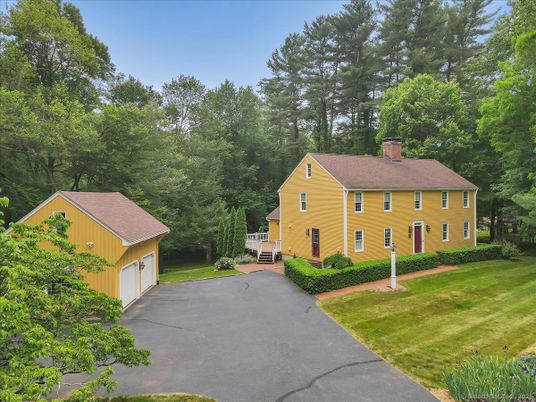 Backyard, Detached Garage, Exterior