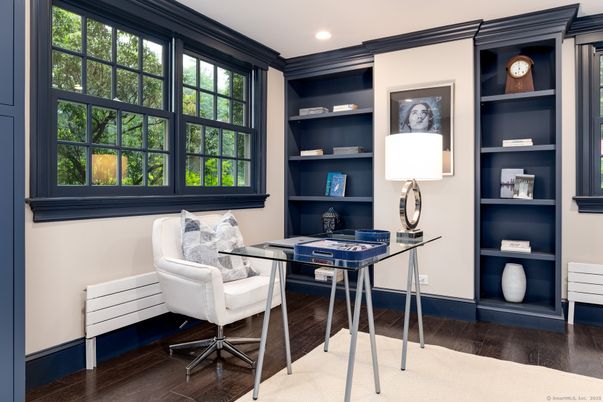 Home Office, Interior, Recessed Lighting, Wood Texture Flooring