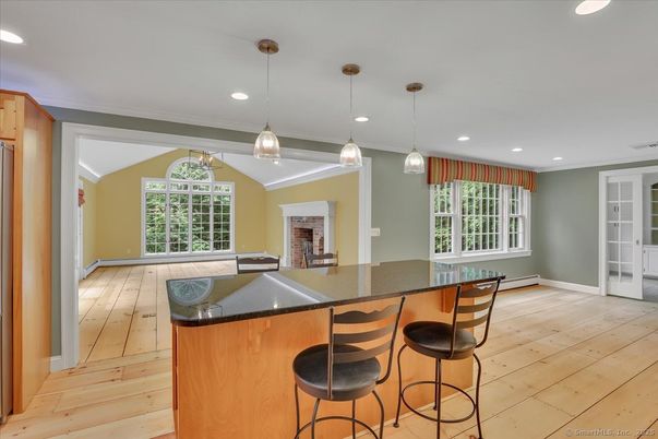 Interior, Pendant Lights, Recessed Lighting, Wood Texture Flooring