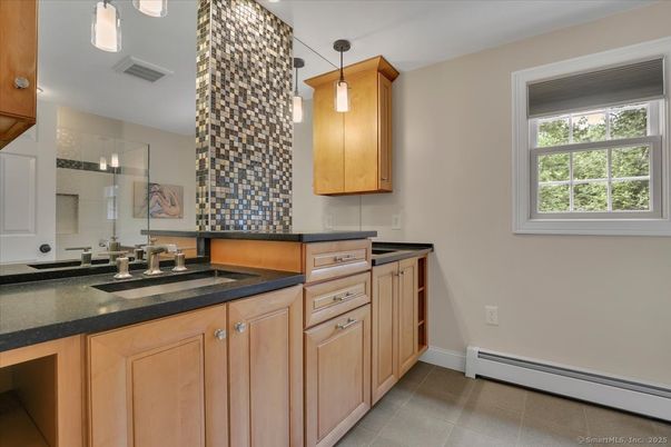 Bathroom, Interior, Pendant Lights