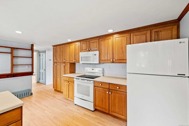 Interior, Kitchen, Recessed Lighting, Wood Texture Flooring
