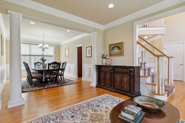 Chandelier, Dining room, Interior, Recessed Lighting, Wood Texture Flooring