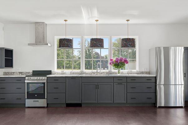 Interior, Kitchen, Pendant Lights, Stainless Steel Appliances
