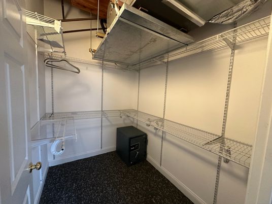 Interior, Walk-in Closets