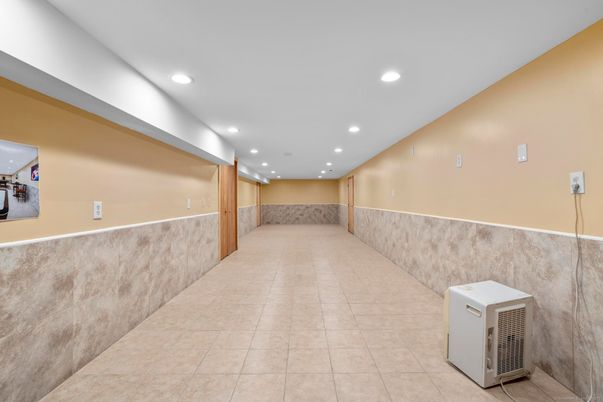Interior, Recessed Lighting
