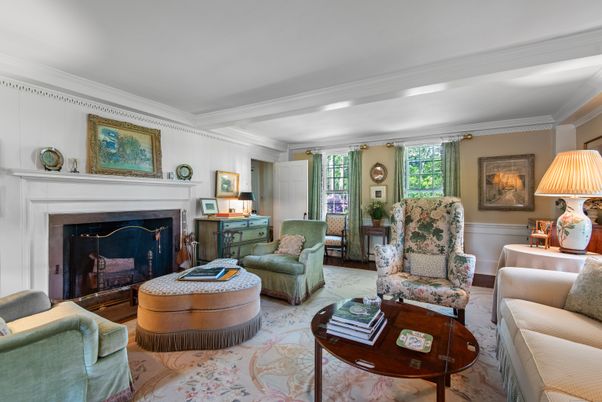 Fireplace, Interior, Living room