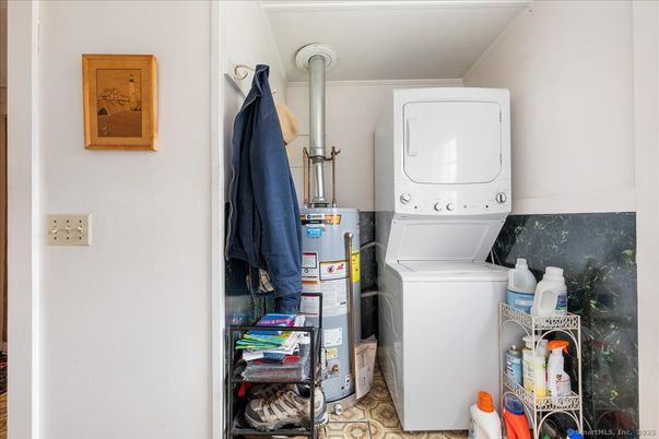 Interior, Utility Closets, Washer