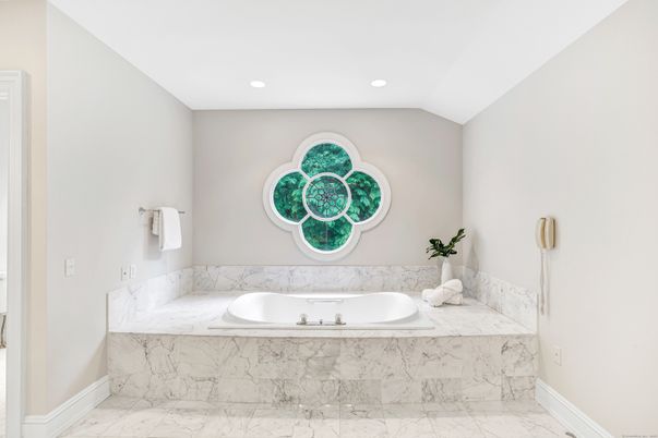 Bathroom, Interior, Marble, Recessed Lighting