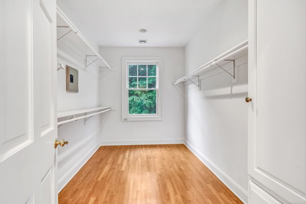Interior, Walk-in Closets, Wood Texture Flooring