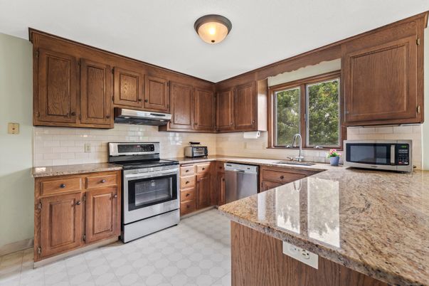Interior, Kitchen, Stainless Steel Appliances