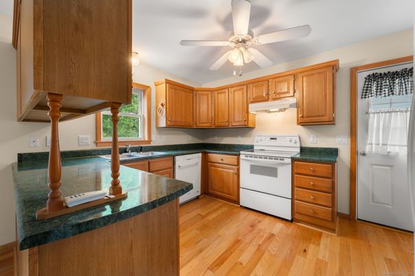 Interior, Kitchen, Wood Texture Flooring