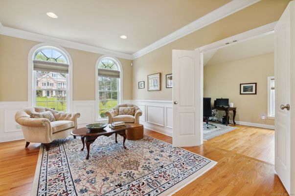 Home Office, Interior, Recessed Lighting, Wood Texture Flooring
