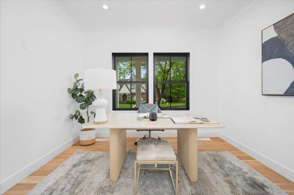 Home Office, Interior, Recessed Lighting, Wood Texture Flooring