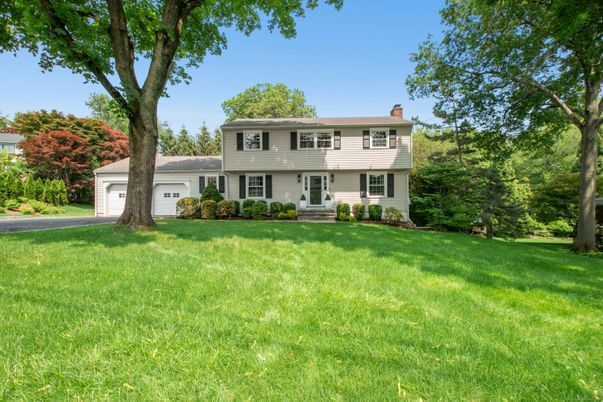 Attached, Backyard, Exterior, Facade, Split Level
