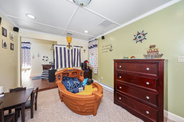 Interior, Recessed Lighting, Wood Texture Flooring