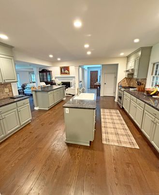 Fireplace, Interior, Kitchen, Recessed Lighting, Wood Texture Flooring