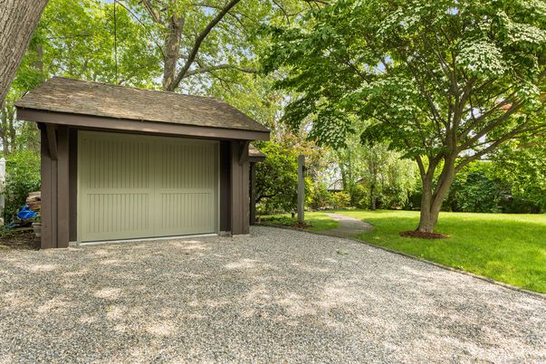 Detached Garage, Exterior