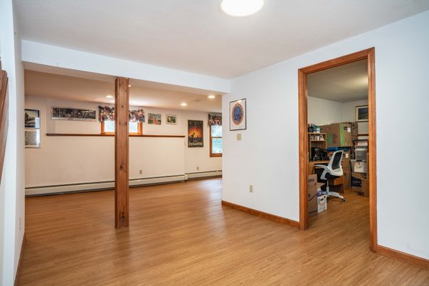 Home Office, Interior, Recessed Lighting, Wood Texture Flooring