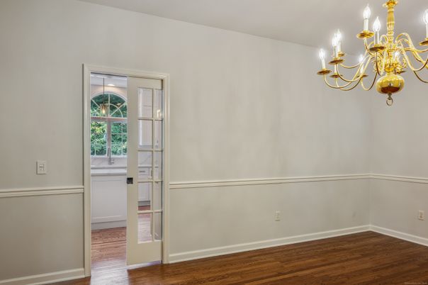 Chandelier, Interior, Wood Texture Flooring