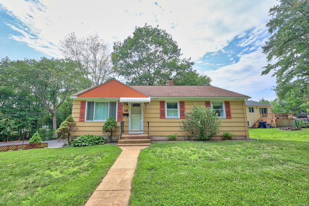 Backyard, Exterior, Facade, Ranch