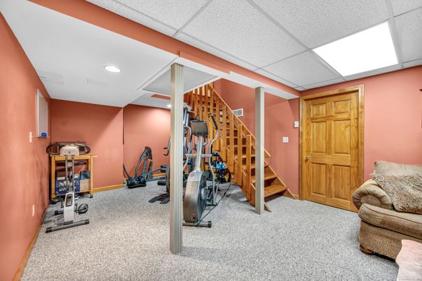 Fitness Equipment, Interior, Recessed Lighting