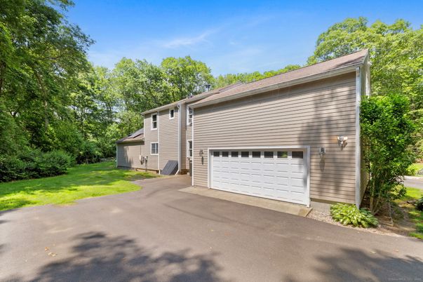 Detached Garage, Exterior