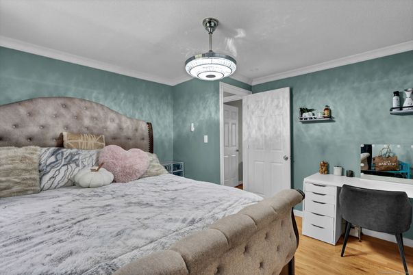 Bedroom, Home Office, Interior, Wood Texture Flooring