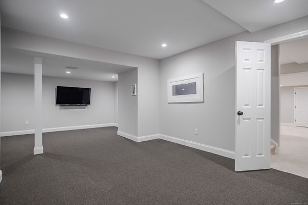 Empty room, Interior, Recessed Lighting