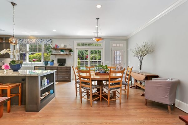Dining room, Interior, Kitchen, Pendant Lights, Recessed Lighting, Wood Texture Flooring