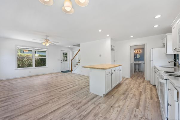Interior, Kitchen, Recessed Lighting, Wood Texture Flooring