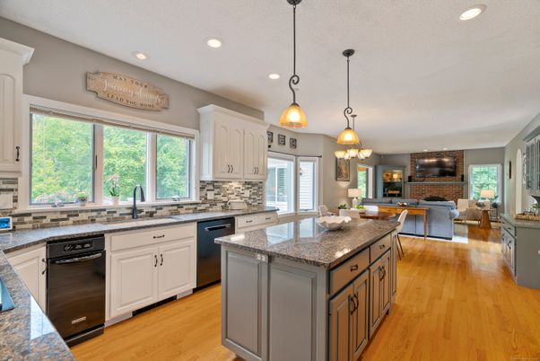 Dining room, Interior, Kitchen, Living room, Pendant Lights, Recessed Lighting, Wood Texture Flooring