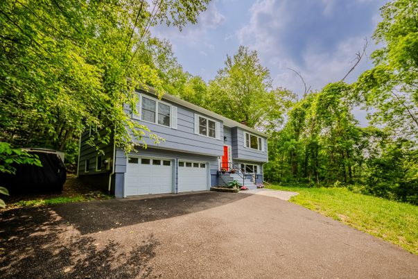 Attached, Exterior, Facade, Raised Ranch