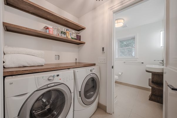 Interior, Washer