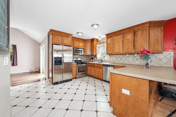 Interior, Kitchen, Stainless Steel Appliances