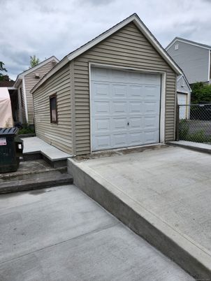 Detached Garage, Exterior