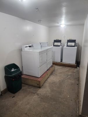 Interior, Washer