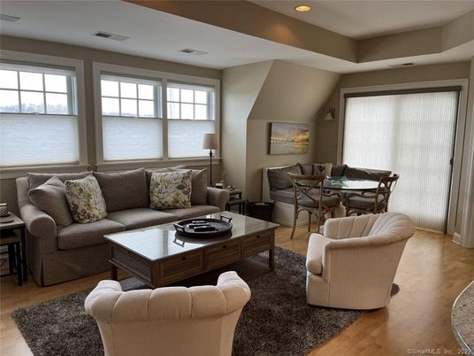 Dining room, Interior, Living room, Recessed Lighting, Wood Texture Flooring