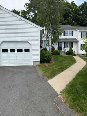 Attached, Detached Garage, Exterior, Facade, Raised Ranch