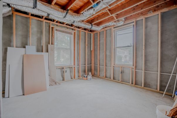 Empty room, Interior, Wooden Beams, Wooden Ceilings