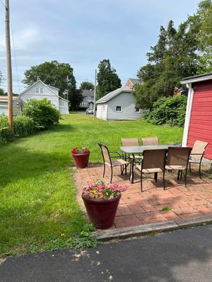 Backyard, Detached Garage, Exterior