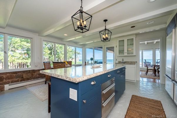 Dining room, Interior, Kitchen, Pendant Lights, Recessed Lighting, Water